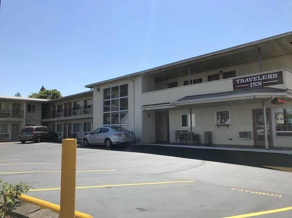Travelers Motel