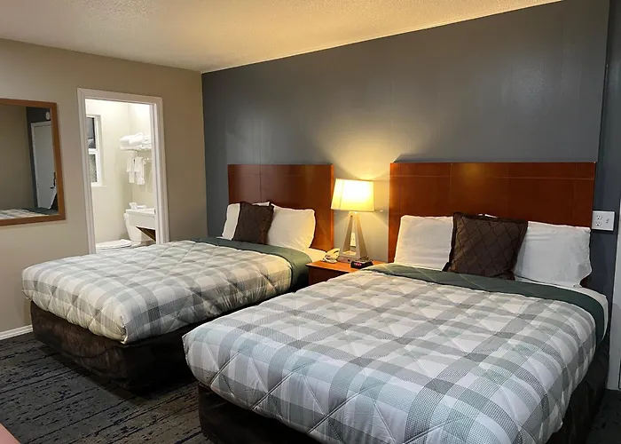 Travelers Inn Eugene University
